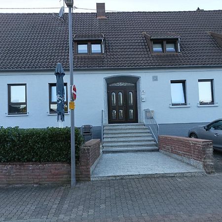 Gaststaette Molitor Lejlighed Saarlouis Eksteriør billede